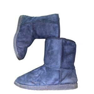 Women’s Blue DAWGS Size 8 Fur Lined Boots